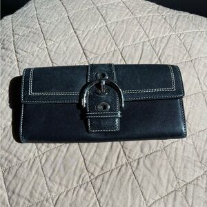 COACH Classic Buckle Clutch Wallet Black Leather